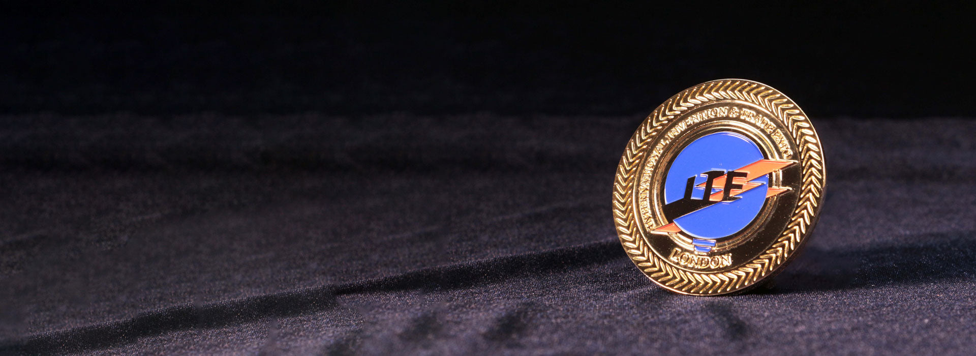 slider image slider_item_RhTDdC